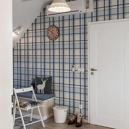 Krupowki 25 *